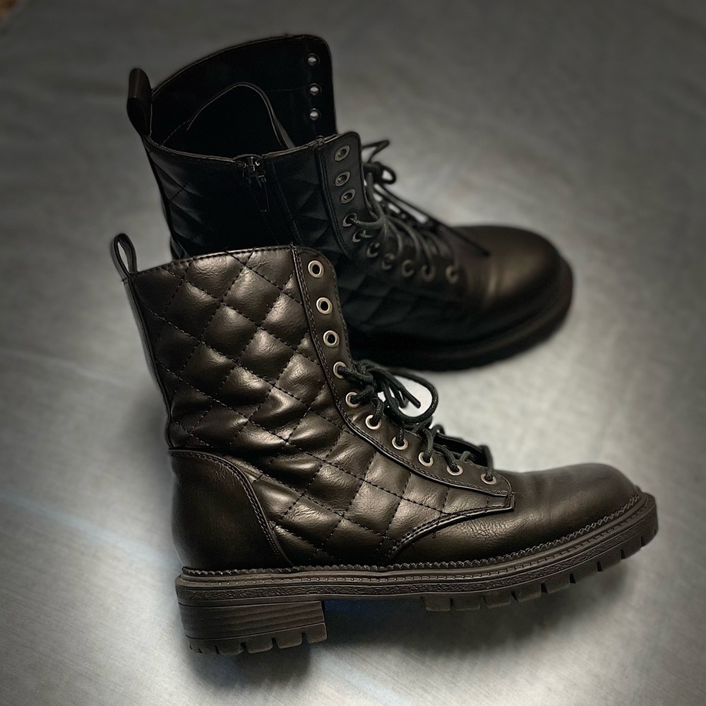 Women’s leather ankle boots by Rock & Candy